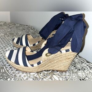 NELLE Women Sandals Size 8.5  Platform Shoes White and Blue With Tied UP  China